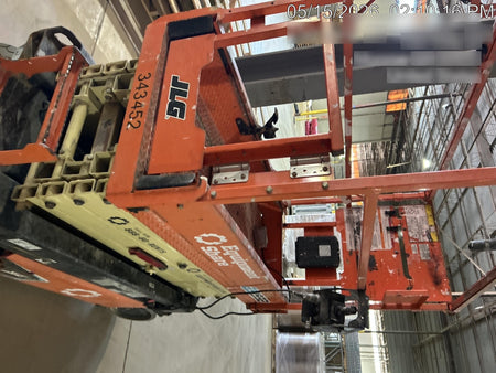 2023 JLG ES1932