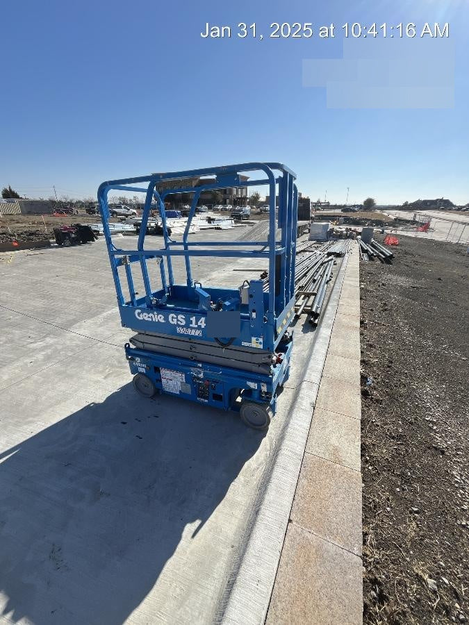2023 GENIE GS-1432