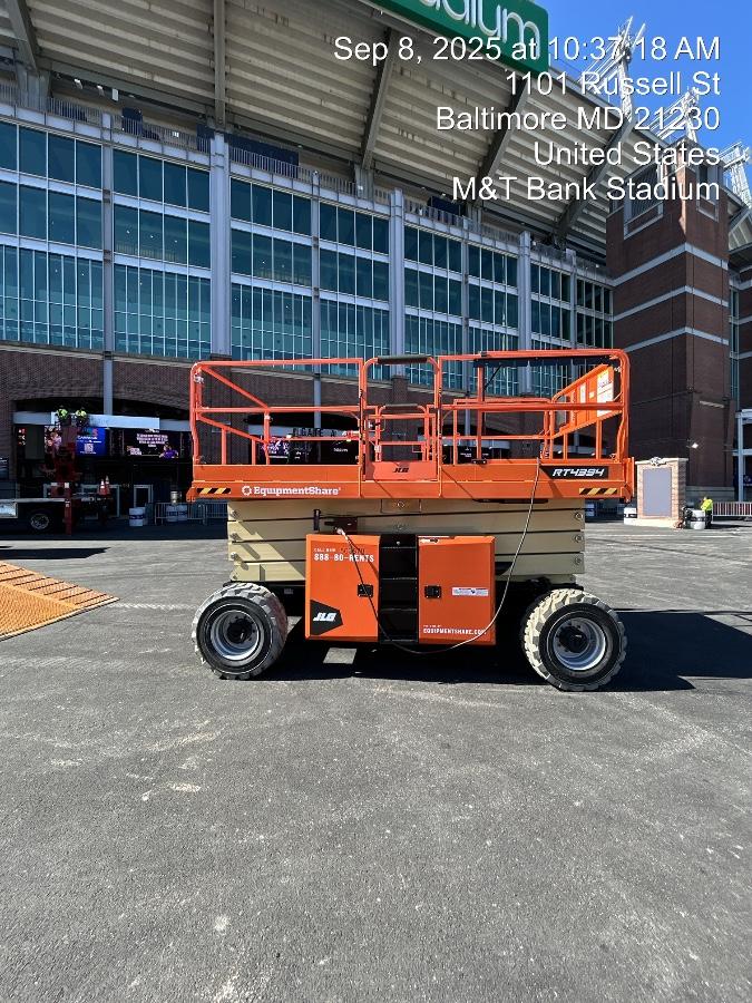 2025 JLG RT4394