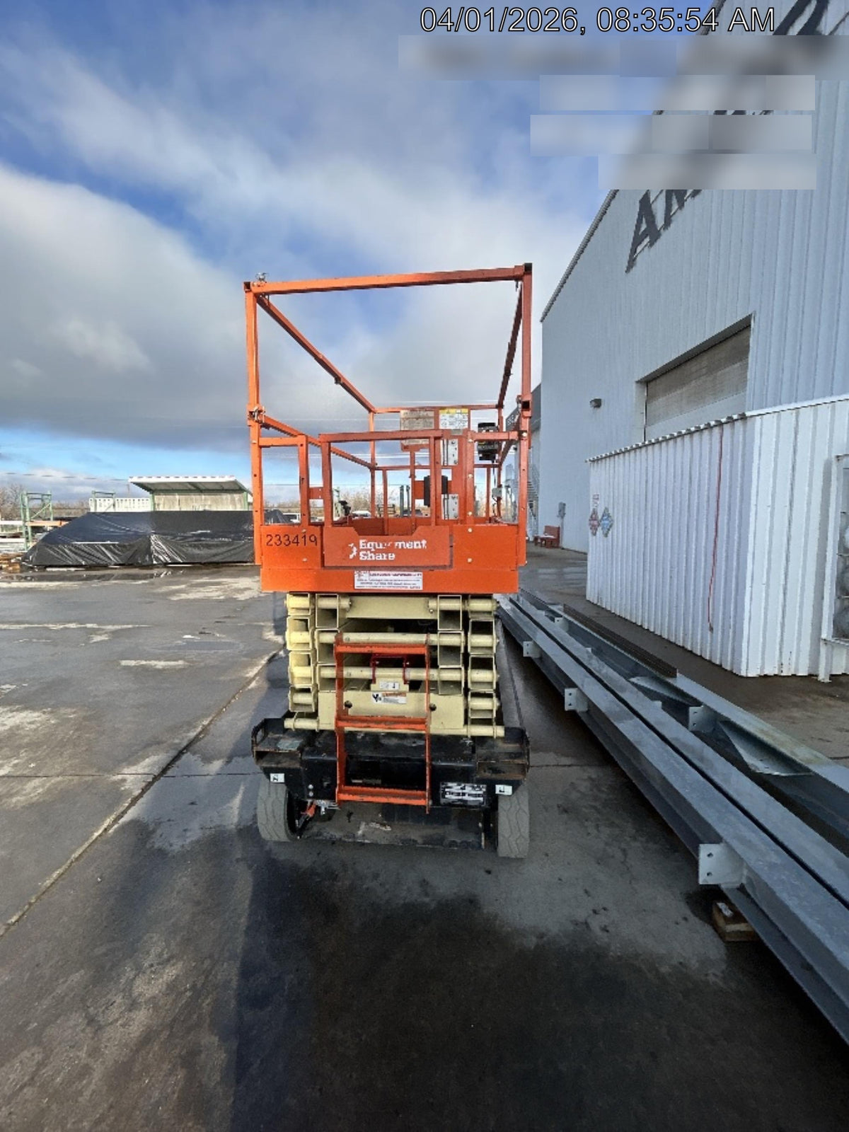2022 JLG ES3246