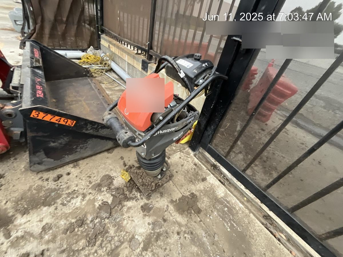 2024 HUSQVARNA LT6005