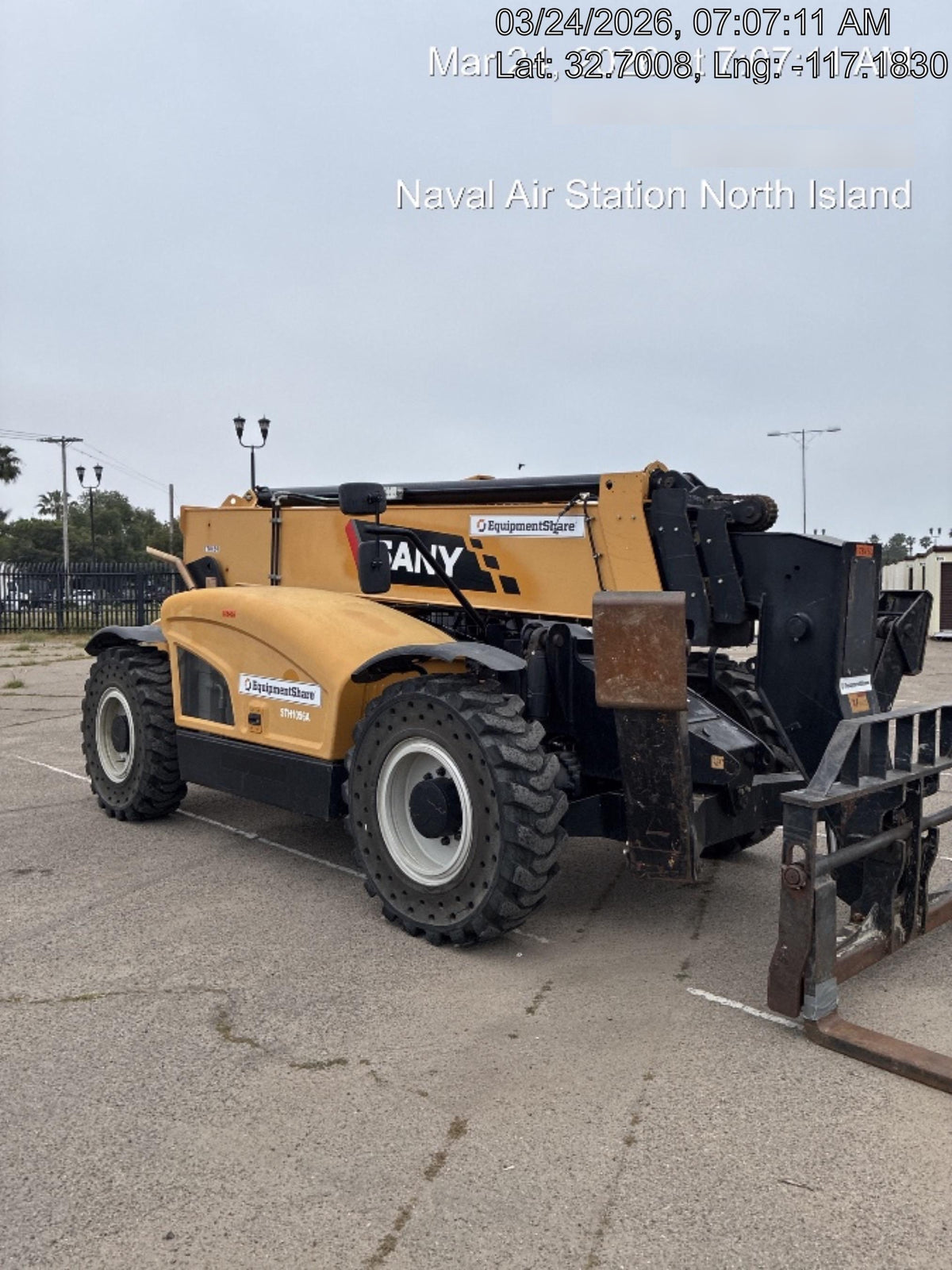 2021 SANY STH1056
