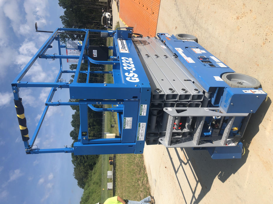 2020 Genie GS-3232 Standard, Folding half height swing gate