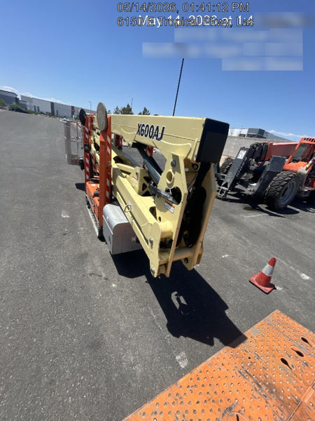 2019 JLG X600AJ