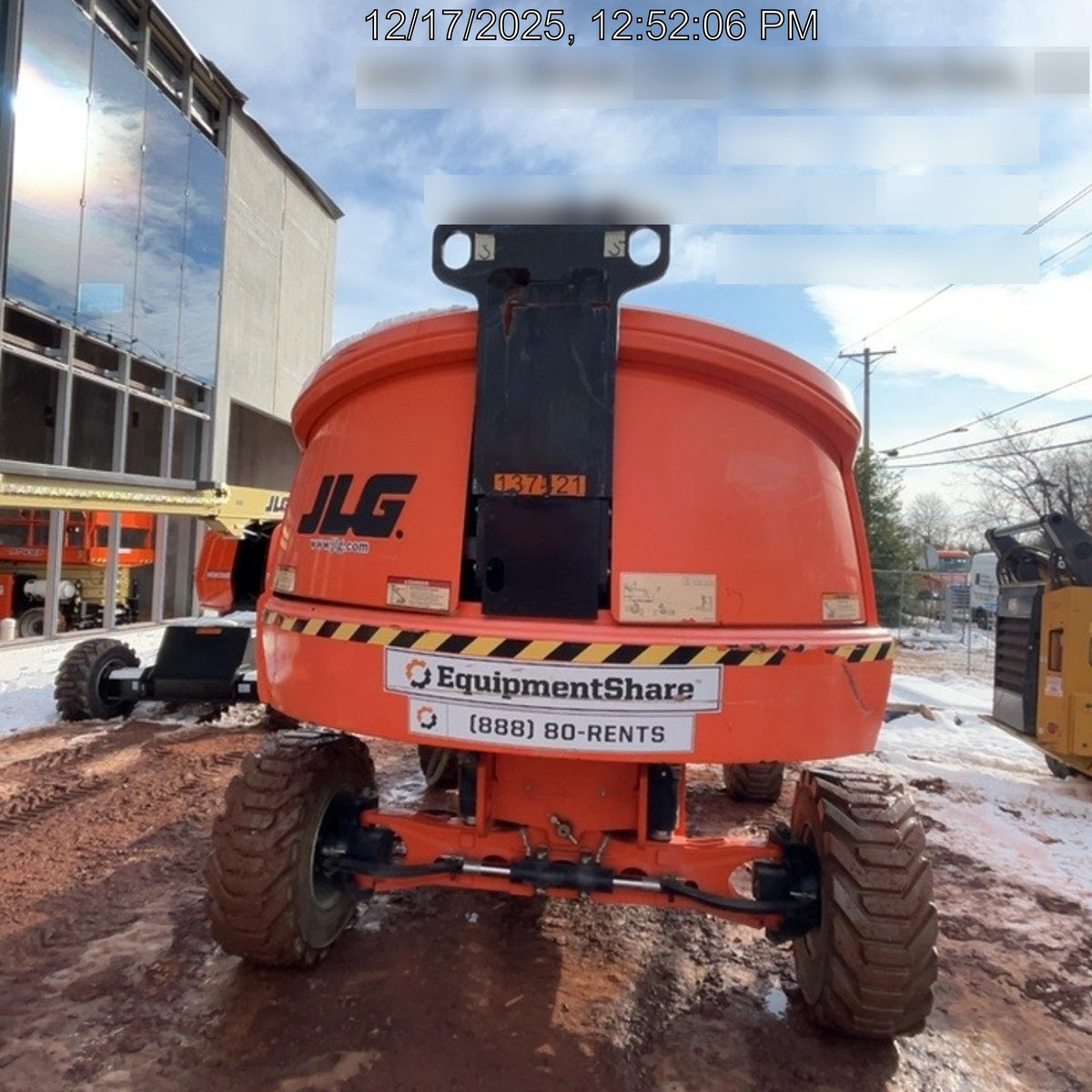 2021 JLG 400S