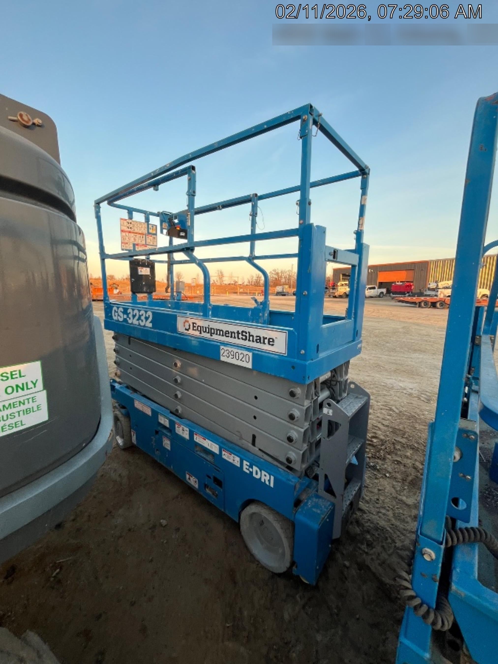 2022 GENIE GS-3232