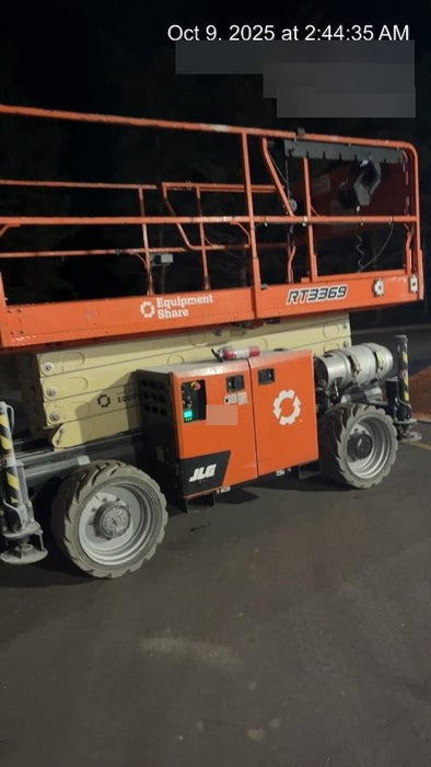 2022 JLG RT3369