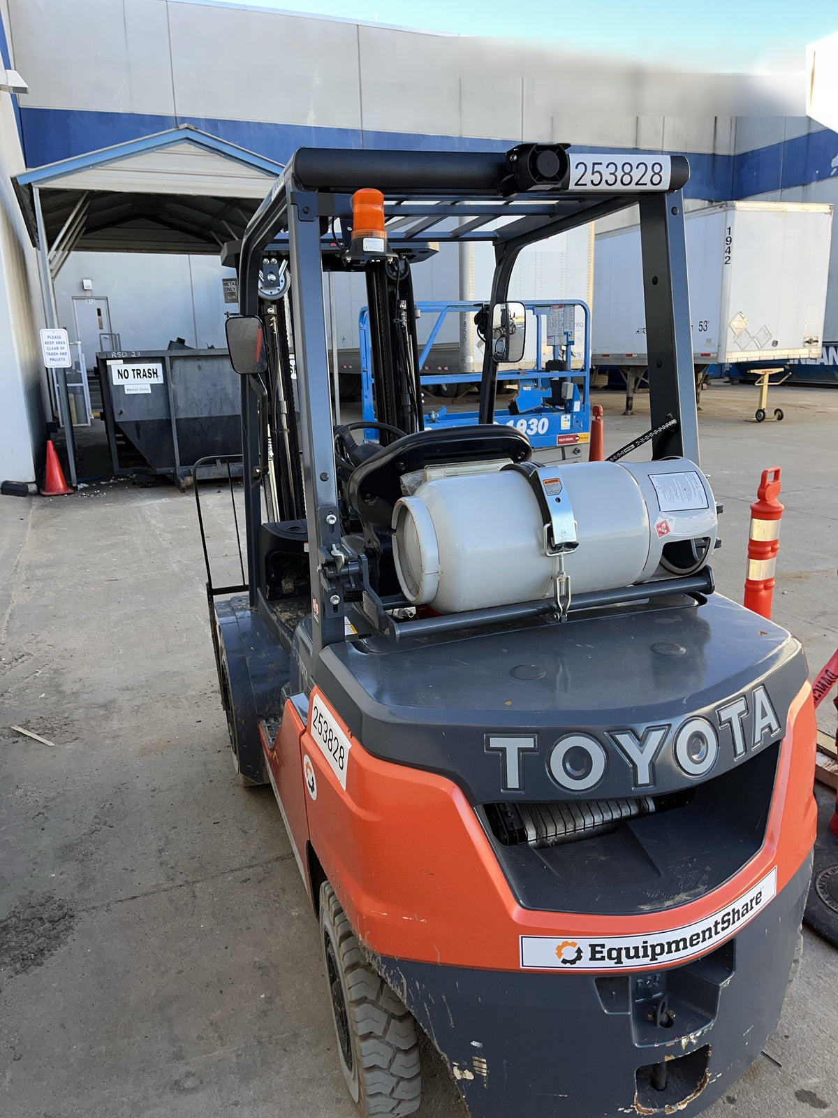 2022 TOYOTA 50-8FGU25