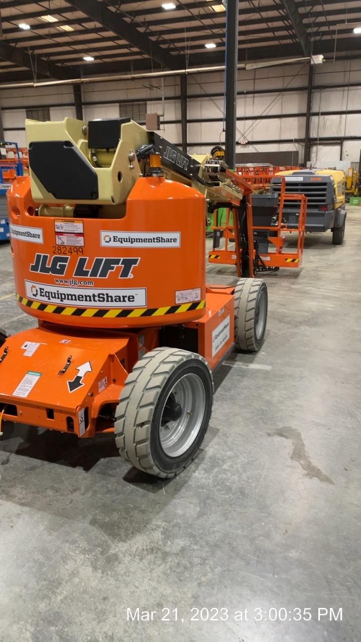 2022 JLG E450AJ