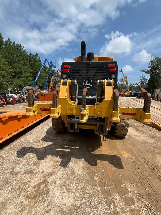 2019 JOHN DEERE 672G