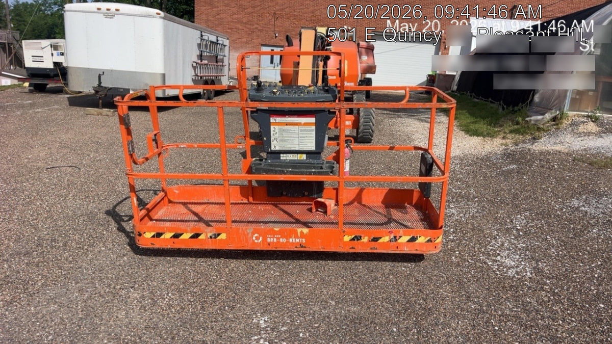2023 JLG 460SJ
