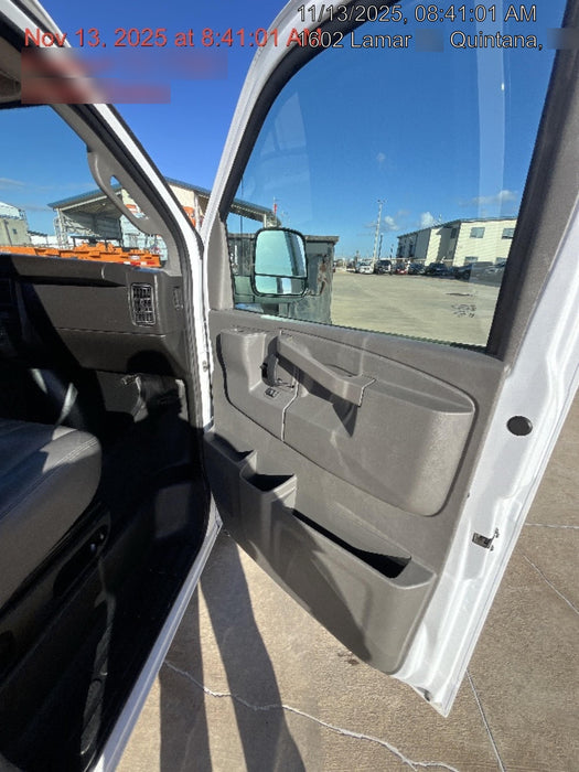 2025 CHEVROLET Express Van - Rental