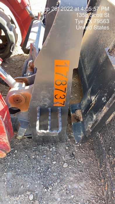 2021 PALADIN 48" Pallet Forks - Paladin