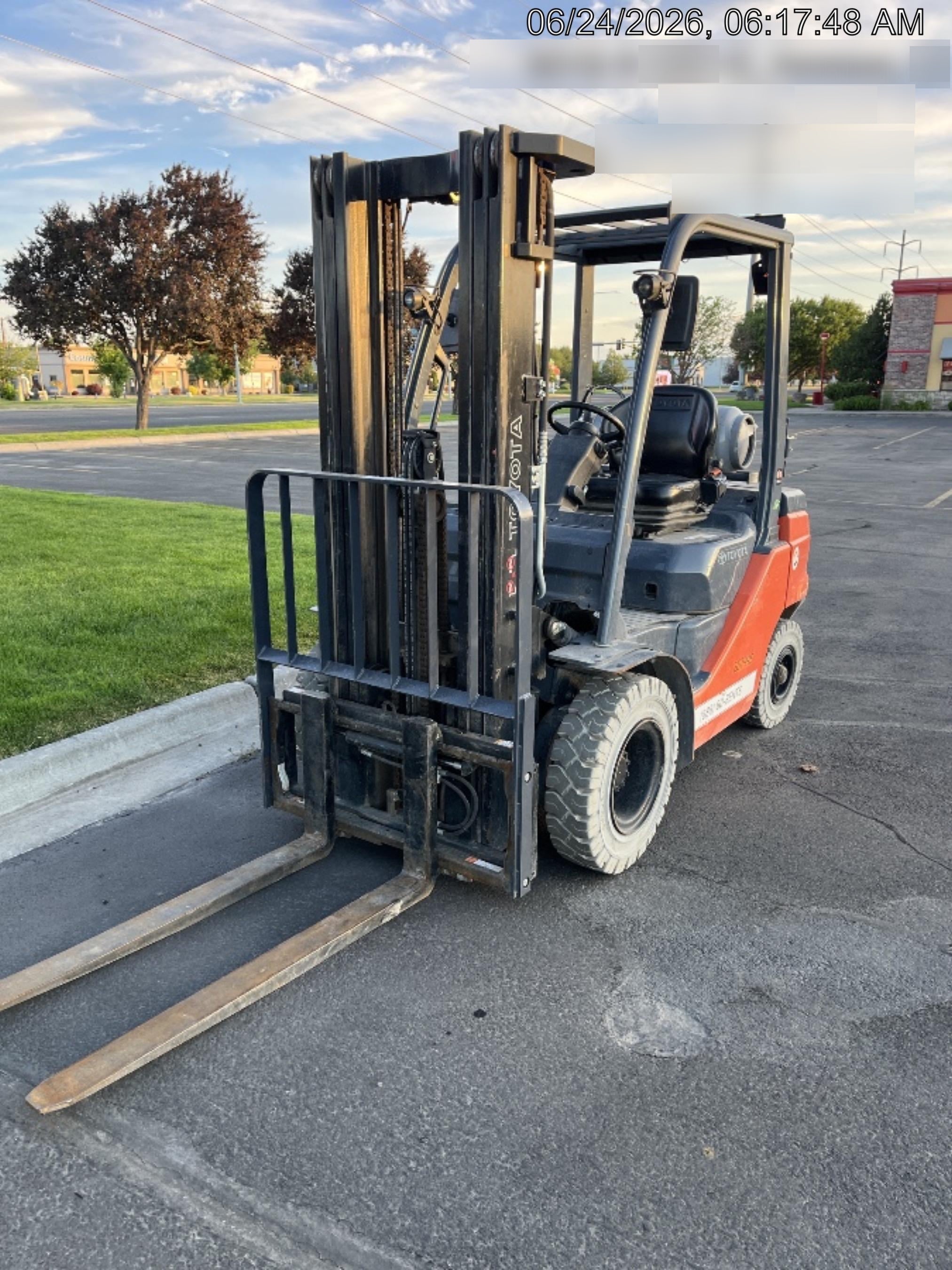 2022 TOYOTA 50-8FGU25