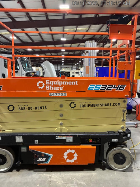 2022 JLG ES3246