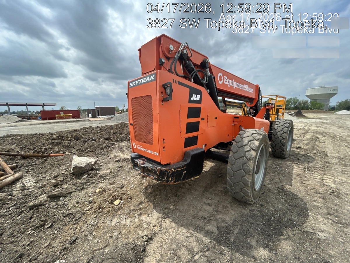 2022 SKYTRAK 8042