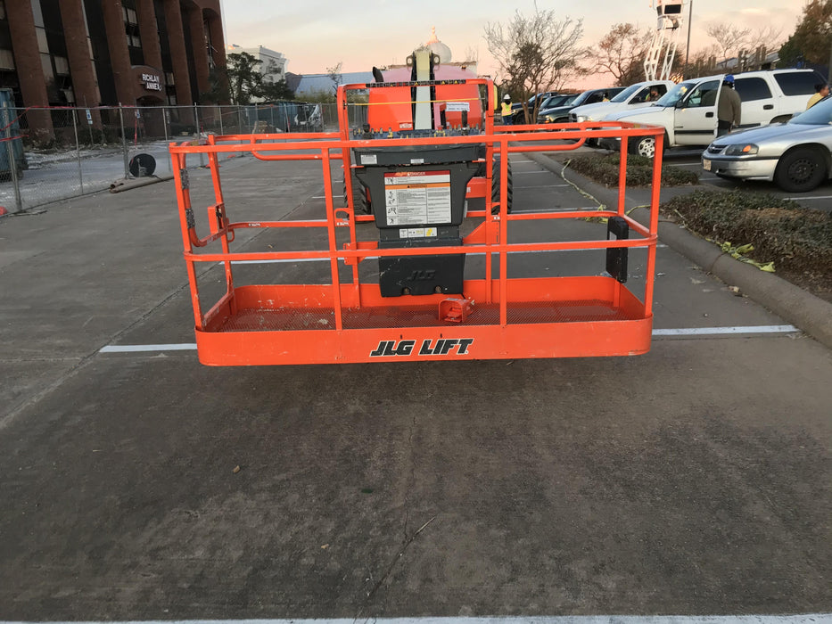 2019 JLG 460SJ