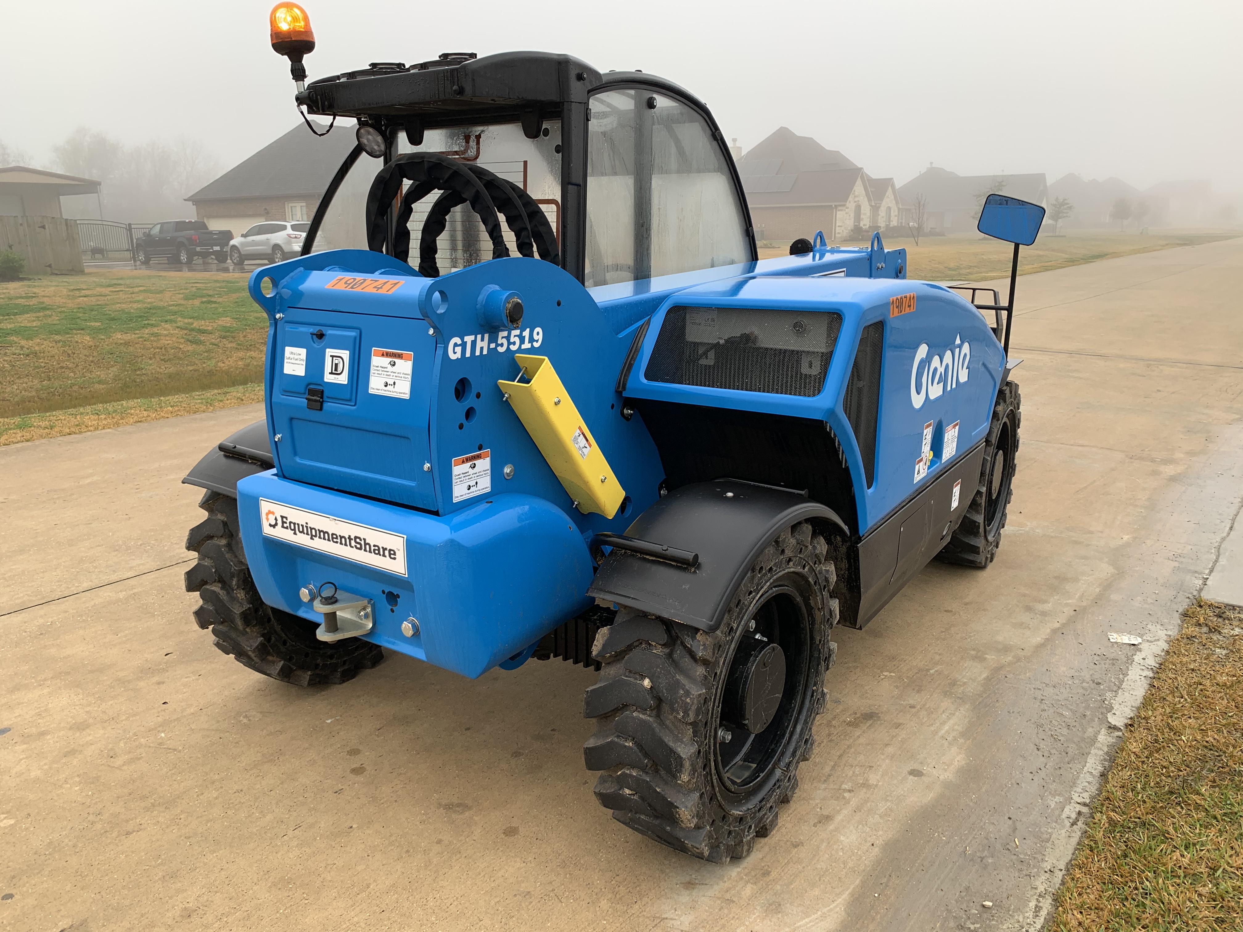 2021 GENIE GTH-5519