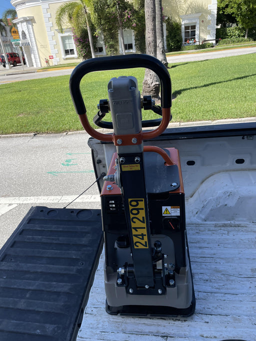 2022 Multiquip MVH158 Honda GX200, 17" Plate, Gas