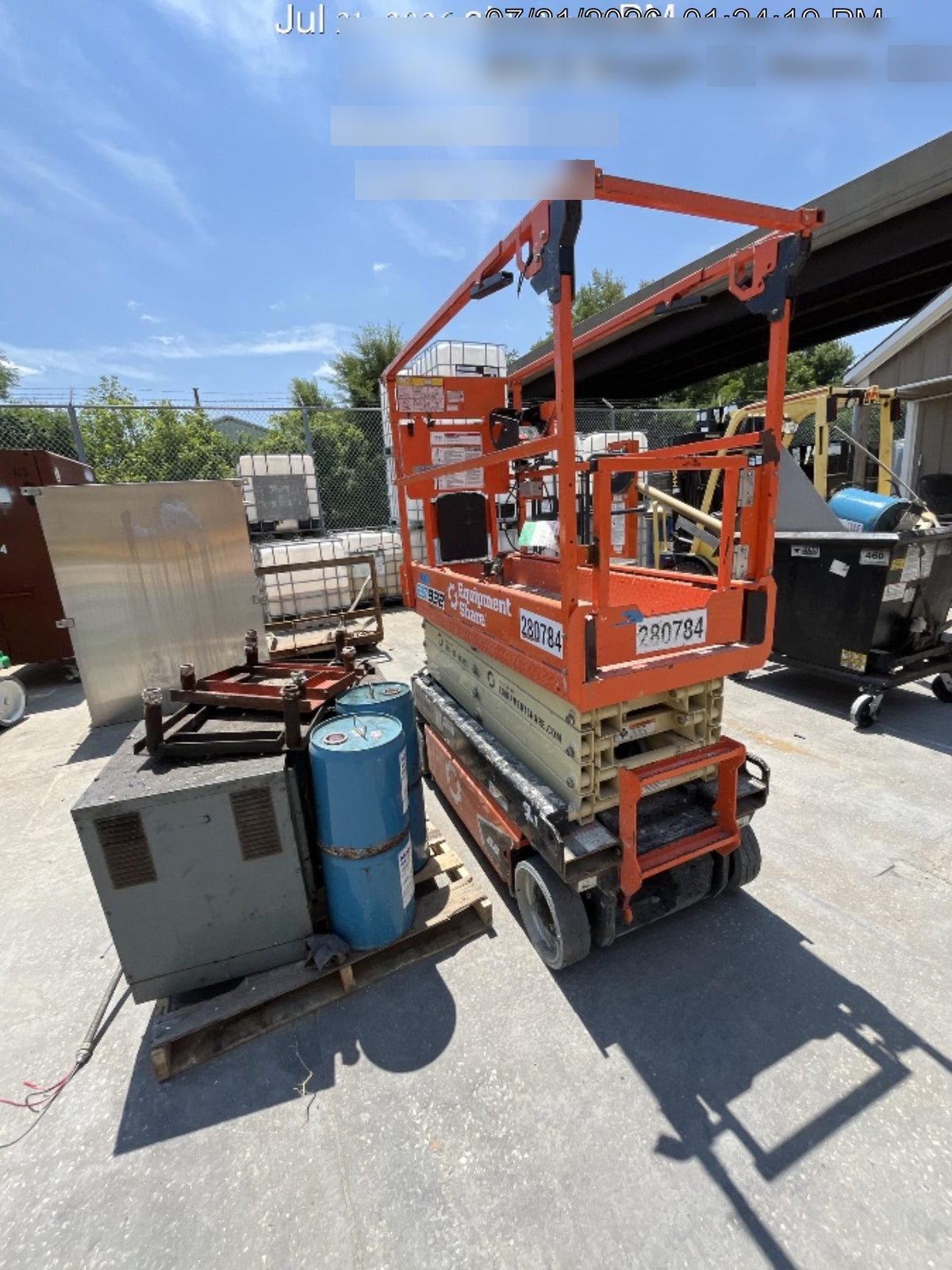 2022 JLG ES1932