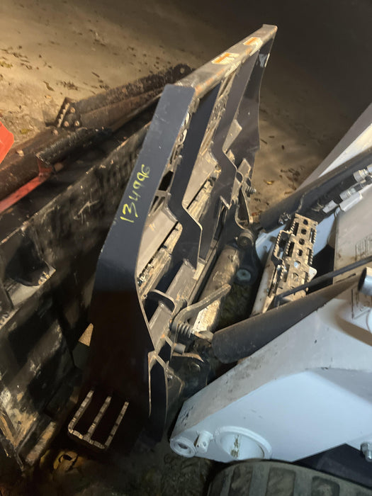 2021 PALADIN 48" Pallet Forks - Paladin