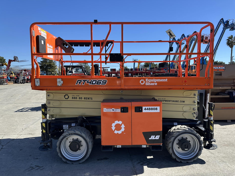 2024 JLG RT4069
