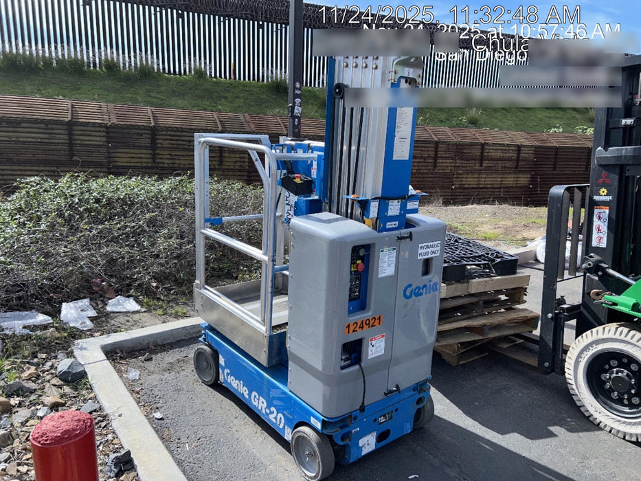 2021 GENIE GR-20