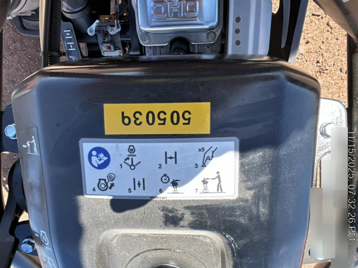 2025 HUSQVARNA LT6005