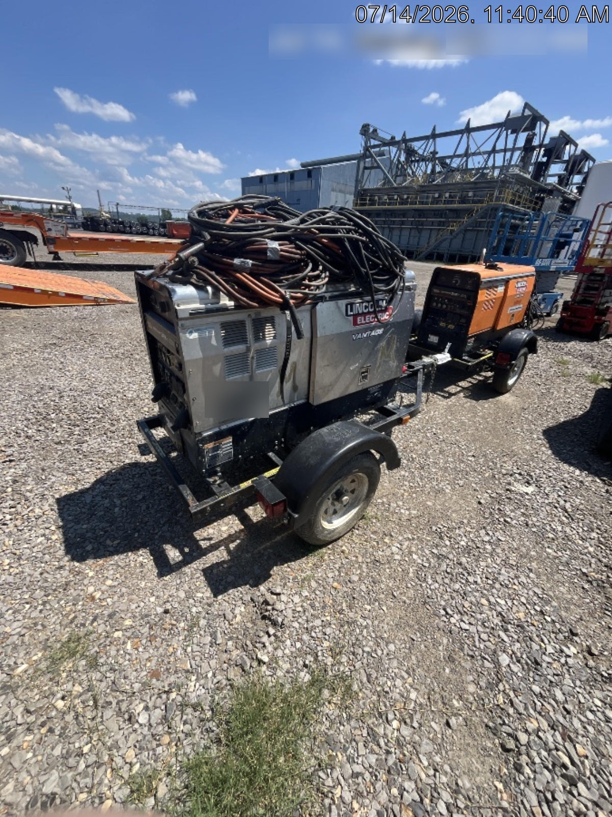 Lincoln Electric Vantage 322 Lincoln Vantage 322 Welder w/Trailer