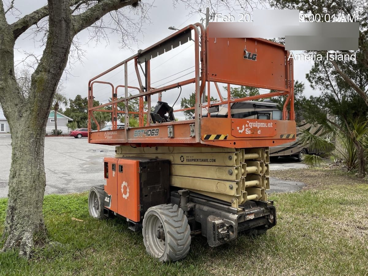 2022 JLG ERT4069