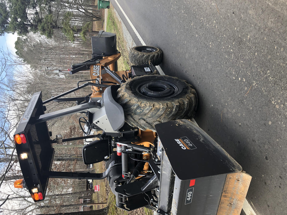 2019 Case 570N EP Canopy, 4WD, GP Front Bucket, Dual Tilt Cylinder, 84" Box Blade w/ Scarifier, Wheel Weights, Beacon