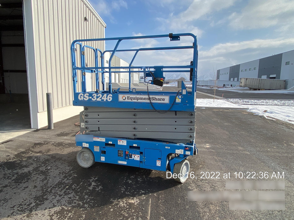2022 GENIE GS-3246