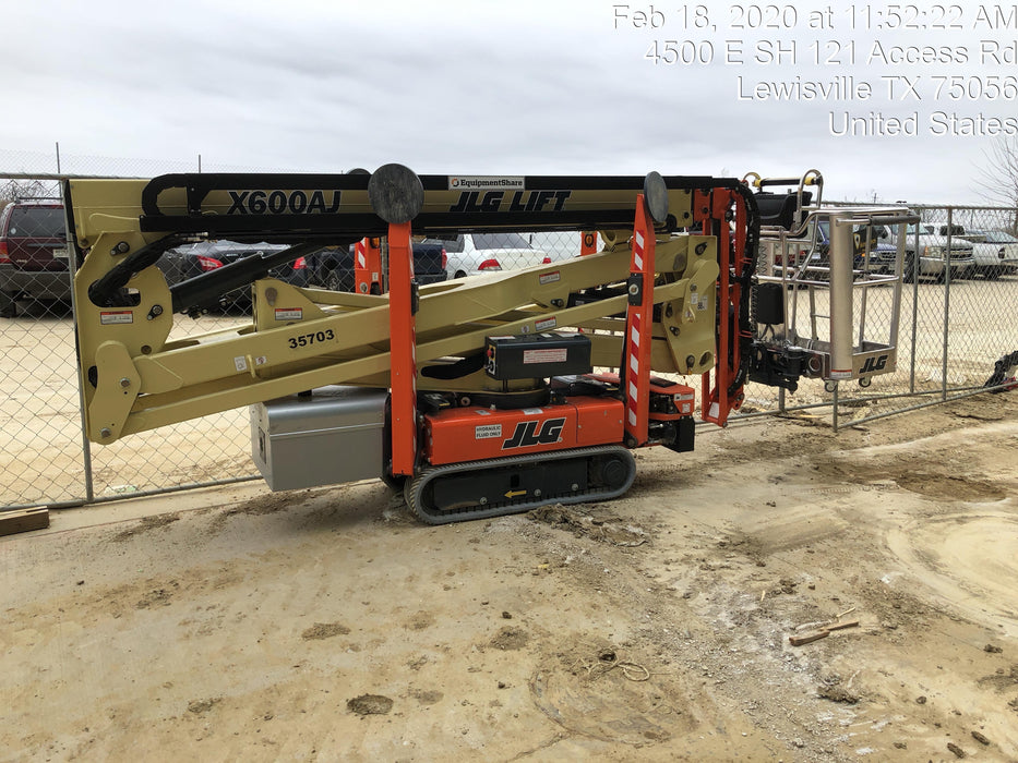 2019 JLG X600AJ