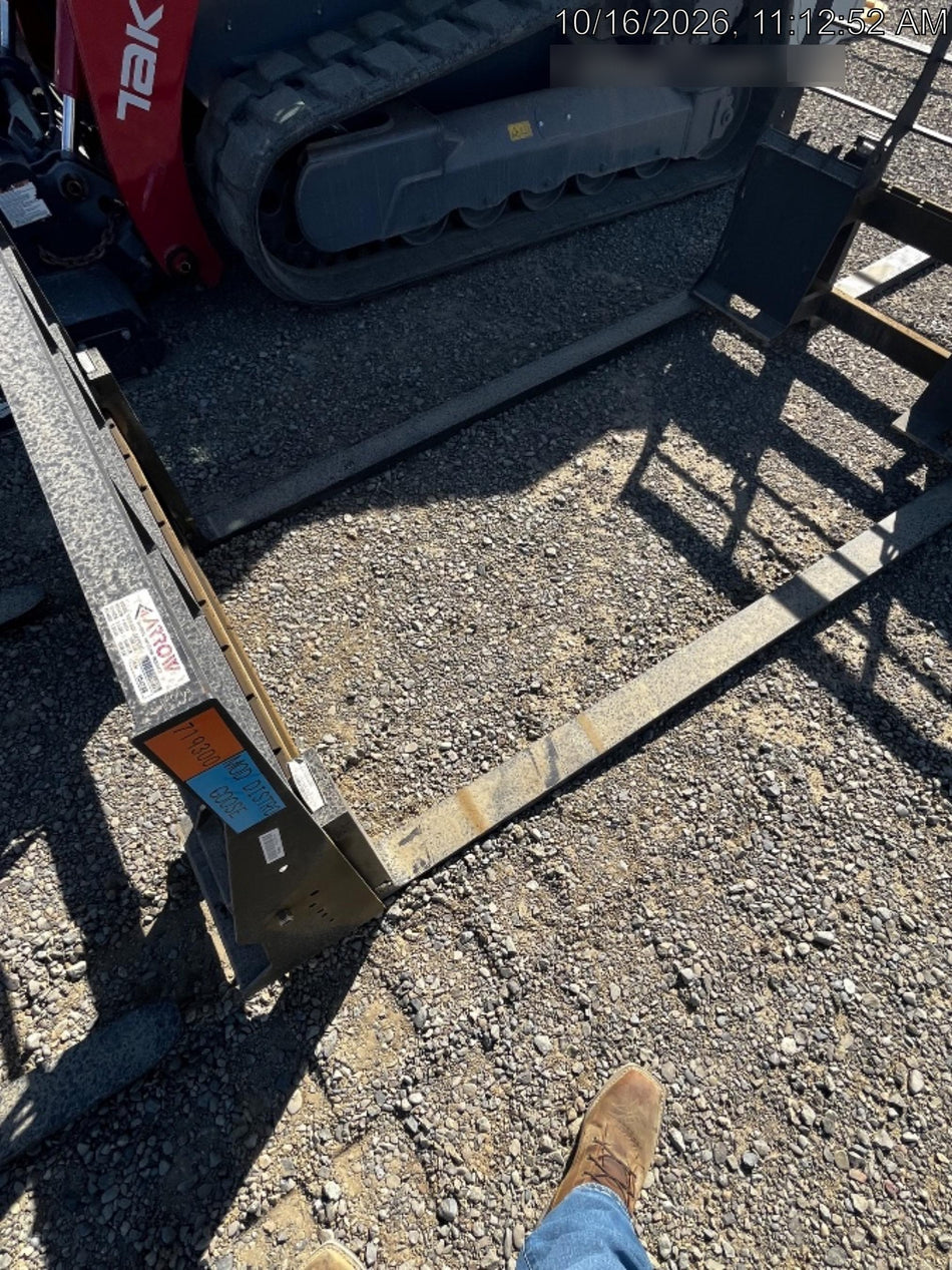 2026 ARROW MATERIAL HANDLING 72" Pallet Forks - Arrow