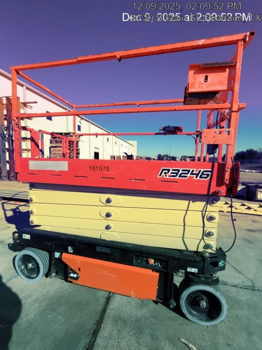 2021 JLG R3246