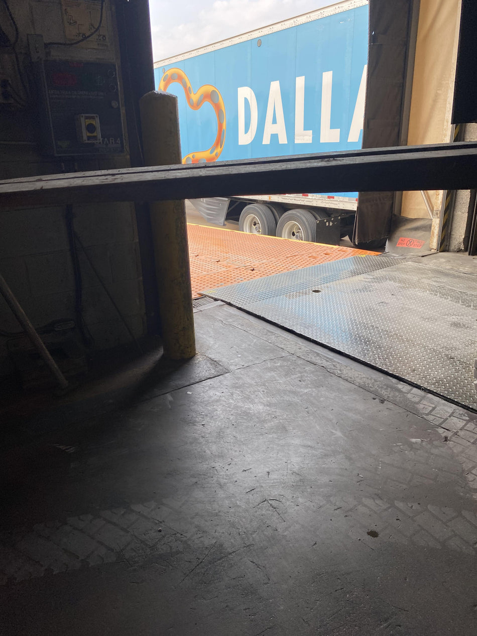 2022 UNICARRIER MUG1F2A30DV