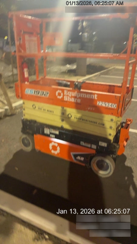 2022 JLG ES1932