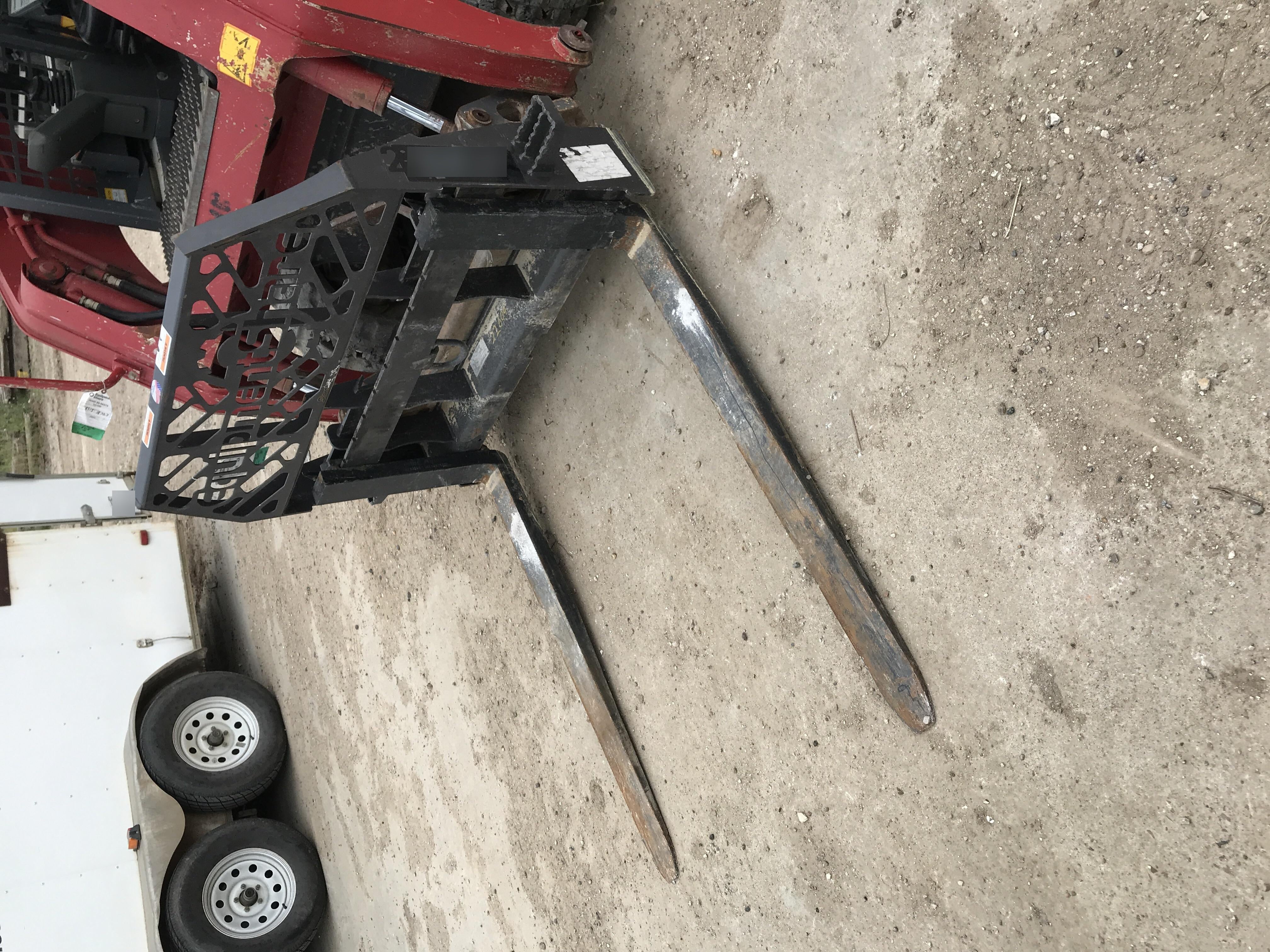 2018 PALADIN 48" Pallet Forks - Paladin