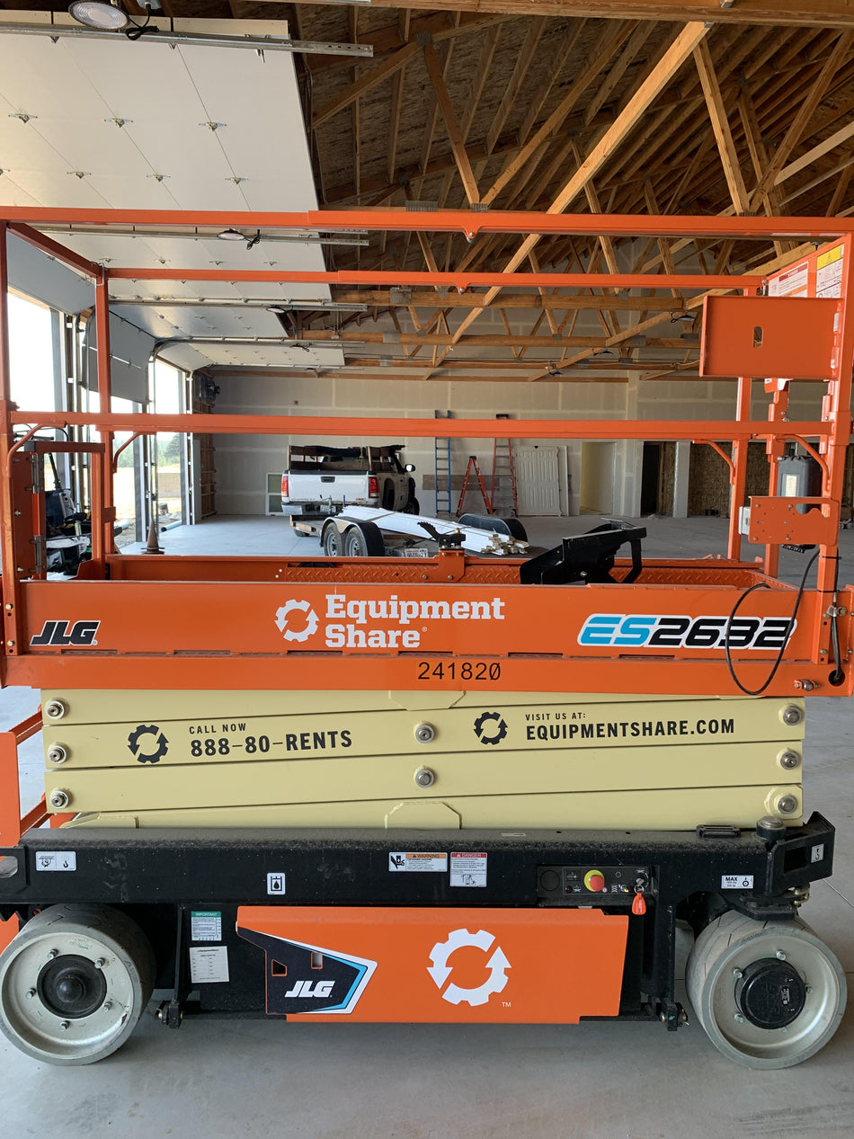 2022 JLG ES2632