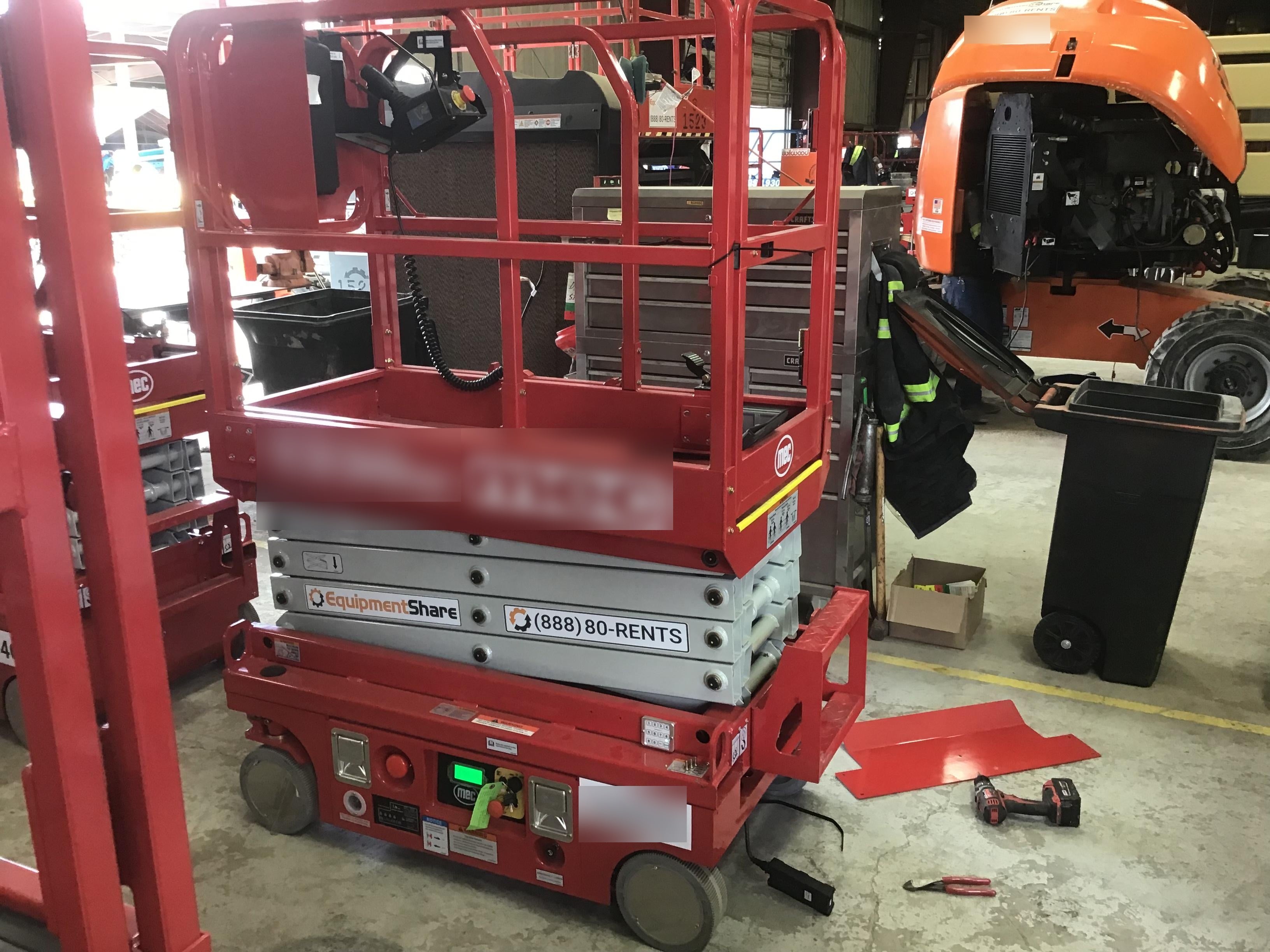 2019 MEC 1330SE MEC 1330SE w/ES Track Hardware, Full Extended 2 Year Warranty