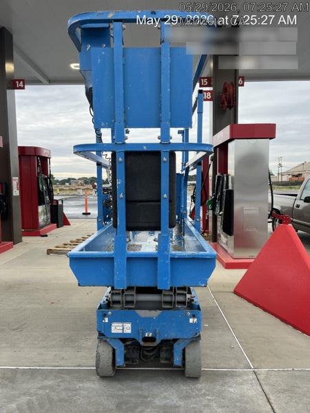 2020 Genie GS-1930 Solid Non Marking Tires, Beacon, Folding rails with half height swing gate, 800W Inverter