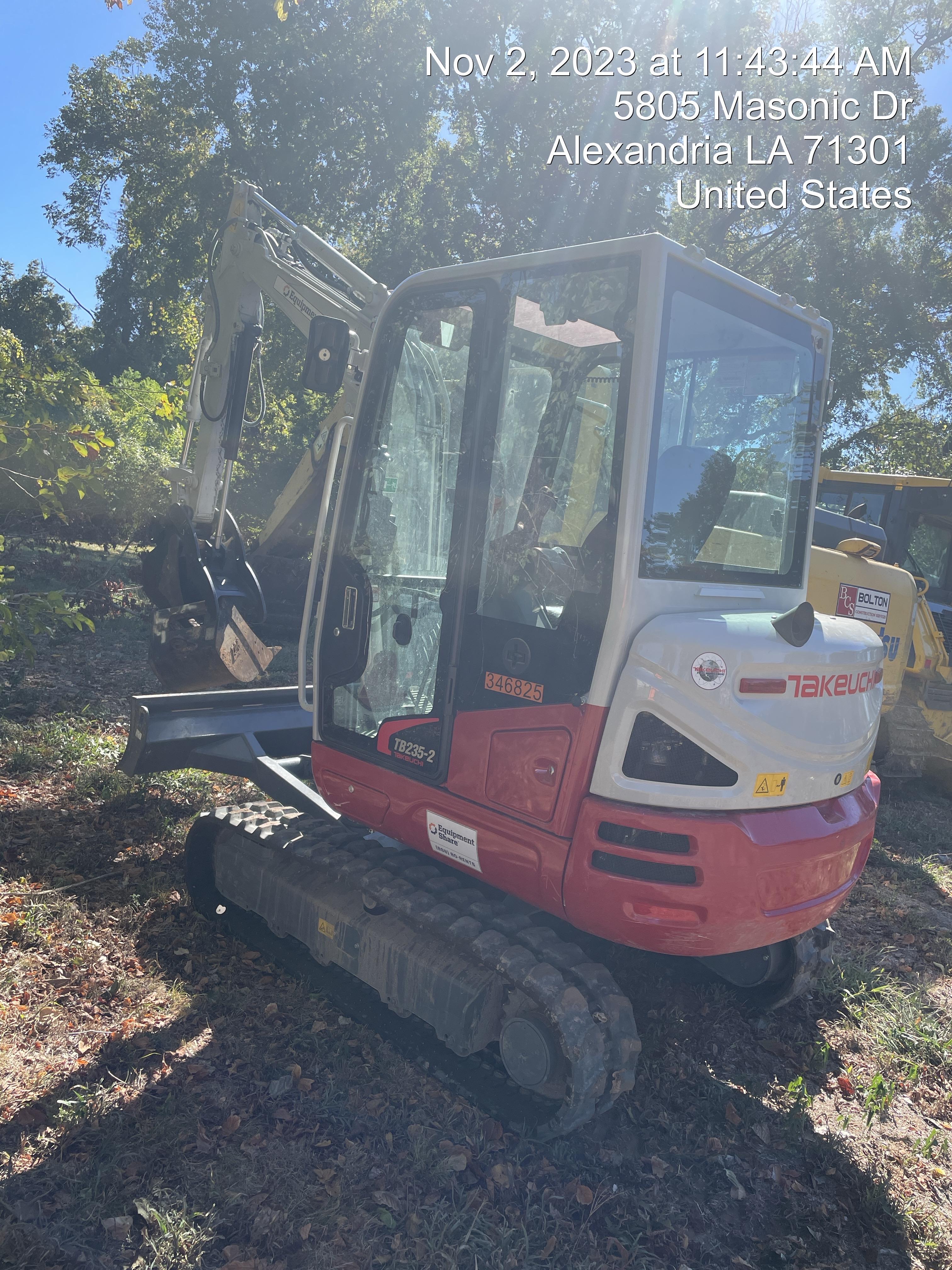 2023 TAKEUCHI TB235-2CR