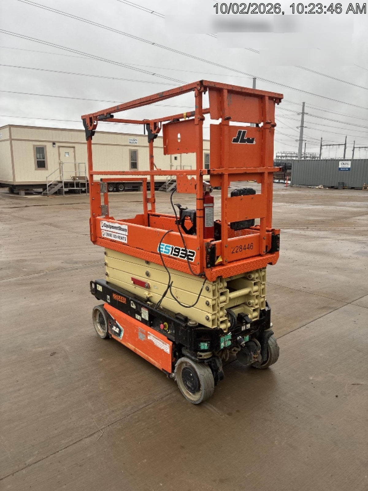 2022 JLG ES1932