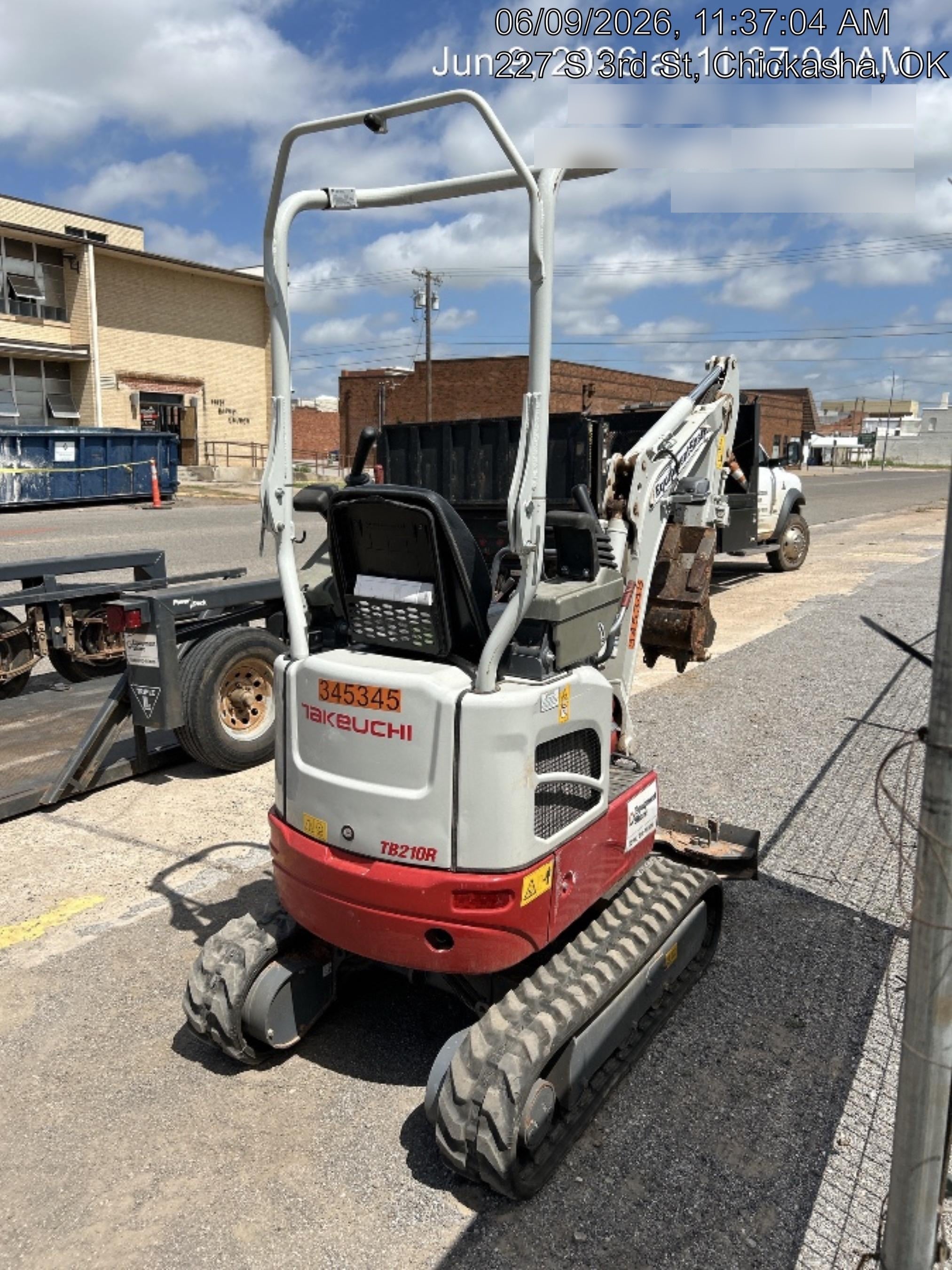 2023 TAKEUCHI TB210R