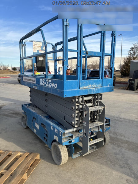 2022 GENIE GS-3246