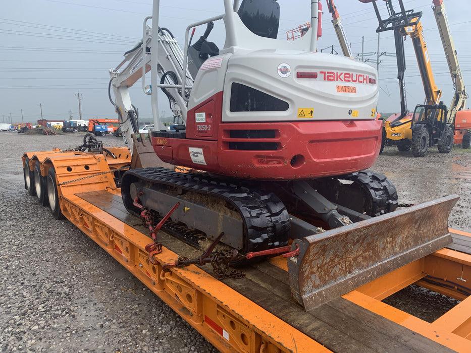2021 TAKEUCHI TB250-2