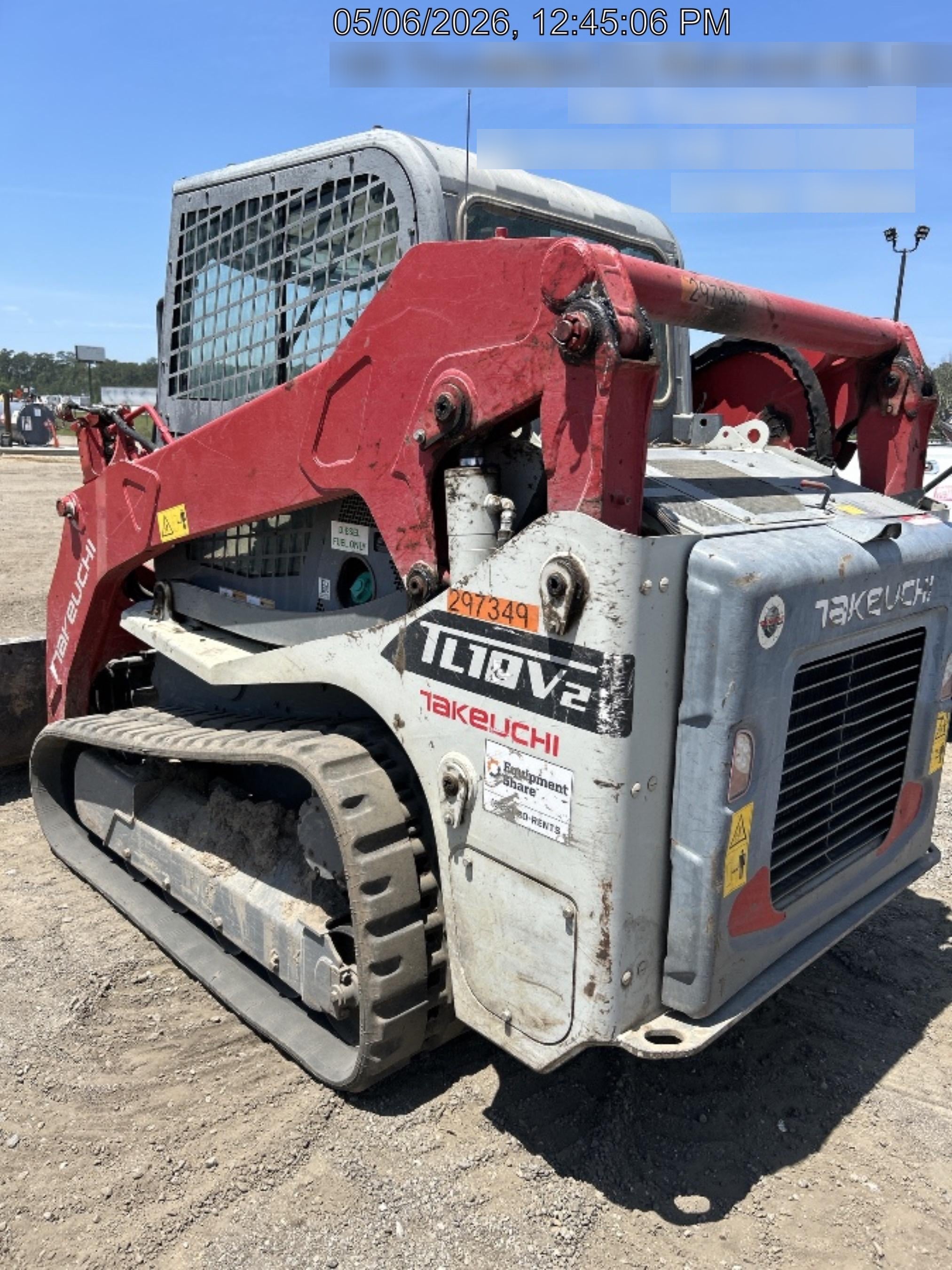 2023 TAKEUCHI TL10V2-CR