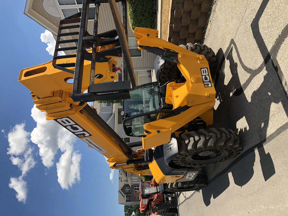 2020 JCB 510-56