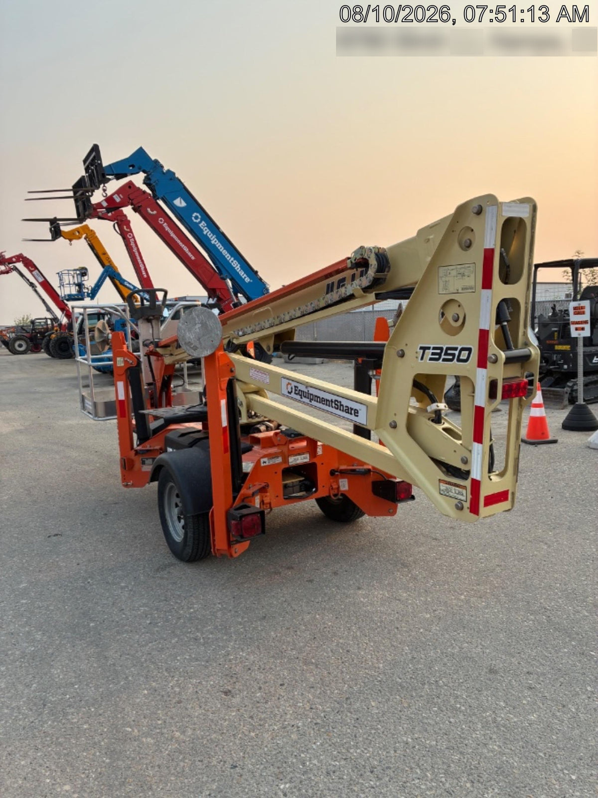 2022 JLG T350