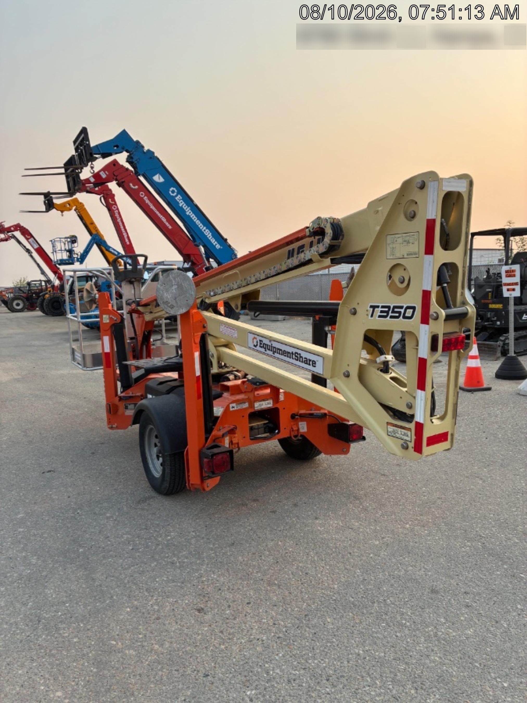 2022 JLG T350